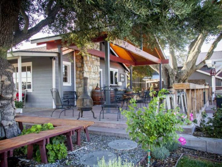 Grey Wolf Cellars Wine Tasting Paso Robles, CA – Central Coast Wine